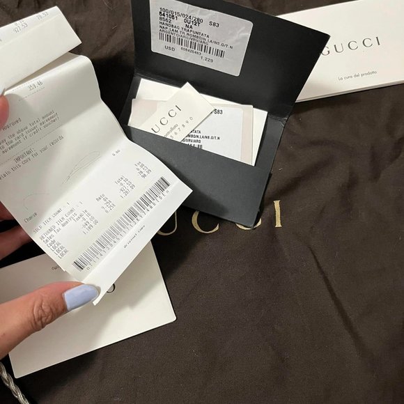 ❌SOLD❌ EUC Authentic Gucci Trapuntata Quilted Silver Crossbody Camera Bag - Picture 8 of 8